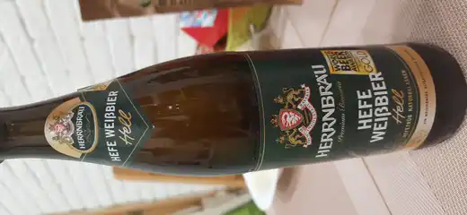 Herrnbrau Hefe Weisbier Hell 2